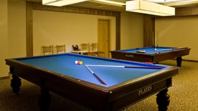 FANTASIA HOTEL DE LUXE Activities