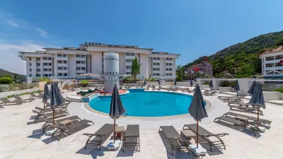 FAROS PREMIUM BEACH ADULT ONLY 16+ Pools & Beach