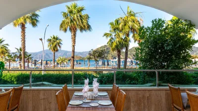 FAROS PREMIUM BEACH ADULT ONLY 16+ Restaurants