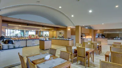 FAROS PREMIUM BEACH ADULT ONLY 16+ Restaurants
