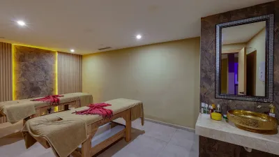 FAROS PREMIUM BEACH ADULT ONLY 16+ Spa