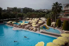 FEBEACH SIDE HOTEL Pools & Beach