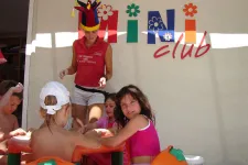 FEBEACH SIDE HOTEL Mini Club