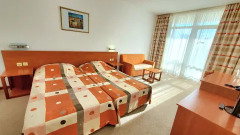 IM COASTAL HOTEL Rooms