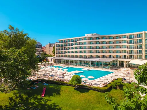 FESTA PANORAMA HOTEL Pools & Beach