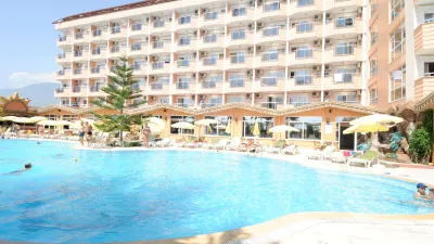 FIRST CLASS HOTEL Pools & Beach