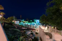 FLORA GARDEN BEACH 16+ Activities