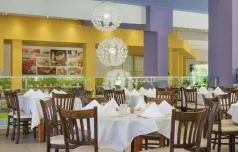 FOREST BEACH Restaurants