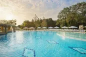 FOREST BEACH Pools & Beach