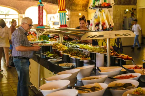 FORTEZZA BEACH RESORT Restaurants