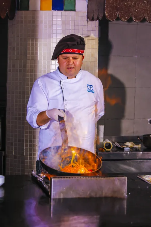 FORTEZZA BEACH RESORT Restaurants