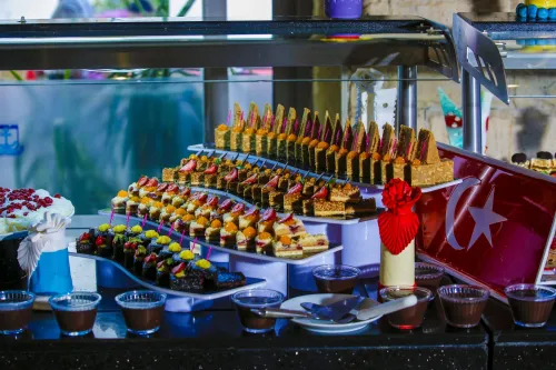 FORTEZZA BEACH RESORT Restaurants