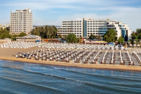IM DREAMER HOTEL Pools & Beach