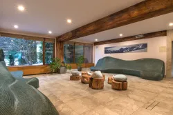 FOUR POINTS BY SHERATON Spa