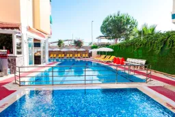 GALAXY BEACH HOTEL Pools & Beach