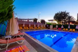 GALAXY BEACH HOTEL Pools & Beach