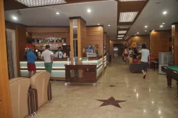 GALAXY BEACH HOTEL Bars