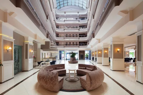 GALERI RESORT HOTEL Lobby