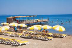 GARDEN OF SUN HOTEL Pools & Beach