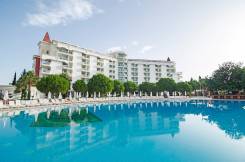 GARDEN OF SUN HOTEL Pools & Beach