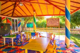 GARDENIA BEACH Mini Club