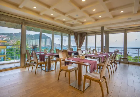 GARDENIA HOTEL Restaurants