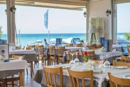 GEORGALAS SUN BEACH VILLA Restaurants