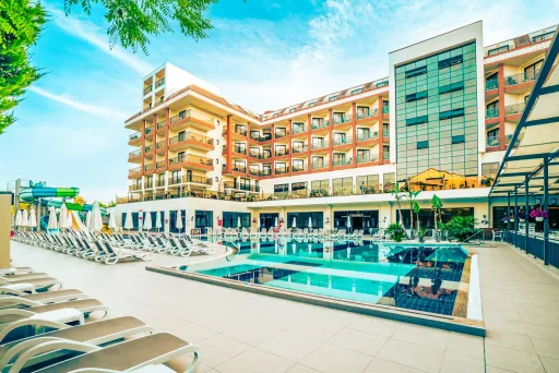 GLAMOUR RESORT - SPA Pools & Beach