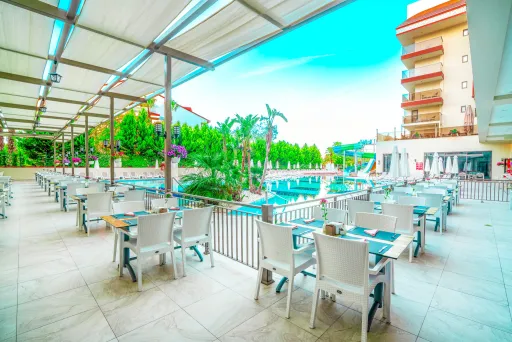 GLAMOUR RESORT - SPA Restaurants