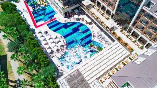 GLAMOUR RESORT - SPA Pools & Beach
