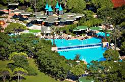 GLORIA VERDE RESORT Pools & Beach