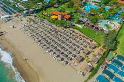 GLORIA VERDE RESORT Pools & Beach