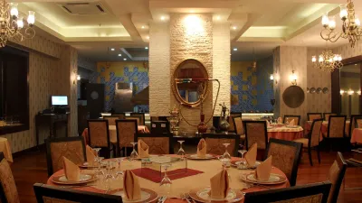 GOLD CITY HOTEL Restaurants