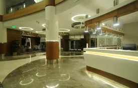 GOLD ISLAND SELECTED Lobby