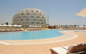 GOLD ISLAND SELECTED Pools & Beach