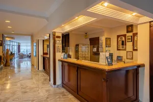 GOLDEN AGE CRYSTAL BODRUM Lobby
