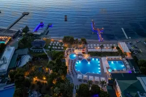 GOLDEN AGE YALIKAVAK BODRUM Pools & Beach