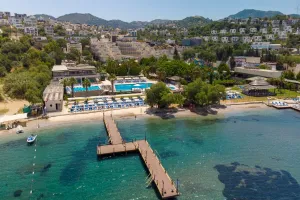 GOLDEN AGE YALIKAVAK BODRUM Pools & Beach