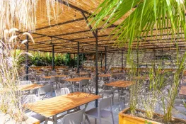 GOLDEN SUN HOTEL Restaurants