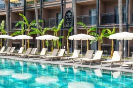 GOLDEN SUN HOTEL Pools & Beach