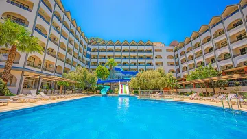 GOLMAR BEACH HOTEL Pools & Beach