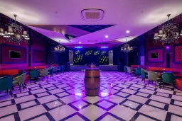 GRANADA LUXURY BEACH Bars