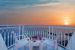 GRANADA LUXURY BEACH Bars