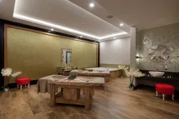 GRANADA LUXURY BEACH Spa