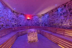 GRANADA LUXURY BEACH Spa