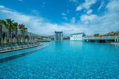 GRANADA LUXURY BELEK Pools & Beach