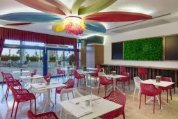 GRANADA LUXURY OKURCALAR Restaurants