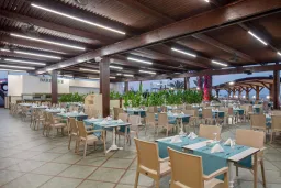 GRANADA LUXURY OKURCALAR Bars