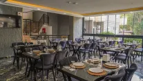 GRAND ALISA HOTEL Restaurants