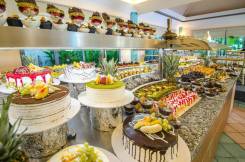 GRAND BLUE SKY HOTEL Restaurants